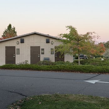 Southern Oregon RV Park - Bathrooms, not showers they are on the backside. - RV Parks Near Me - Central Point, Oregon Southern Oregon RV Park - Bathrooms, not showers they are on the backside. - RV Parks Near Me - Central Point, Oregon