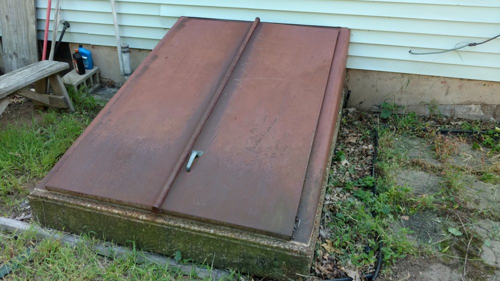 Slide of A Home and Garden Handyman