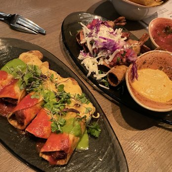 Caló Kitchen + Tequila - Cocktail Bars Near Me - Costa Mesa, California