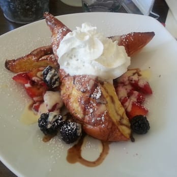 Starling Diner - $11 berry stuffed French toasts - New American Near Me - Long Beach, California Starling Diner - $11 berry stuffed French toasts - New American Near Me - Long Beach, California