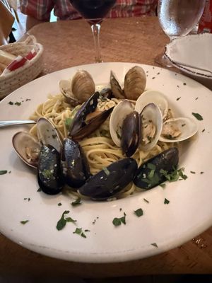 Trattoria Mangia by null