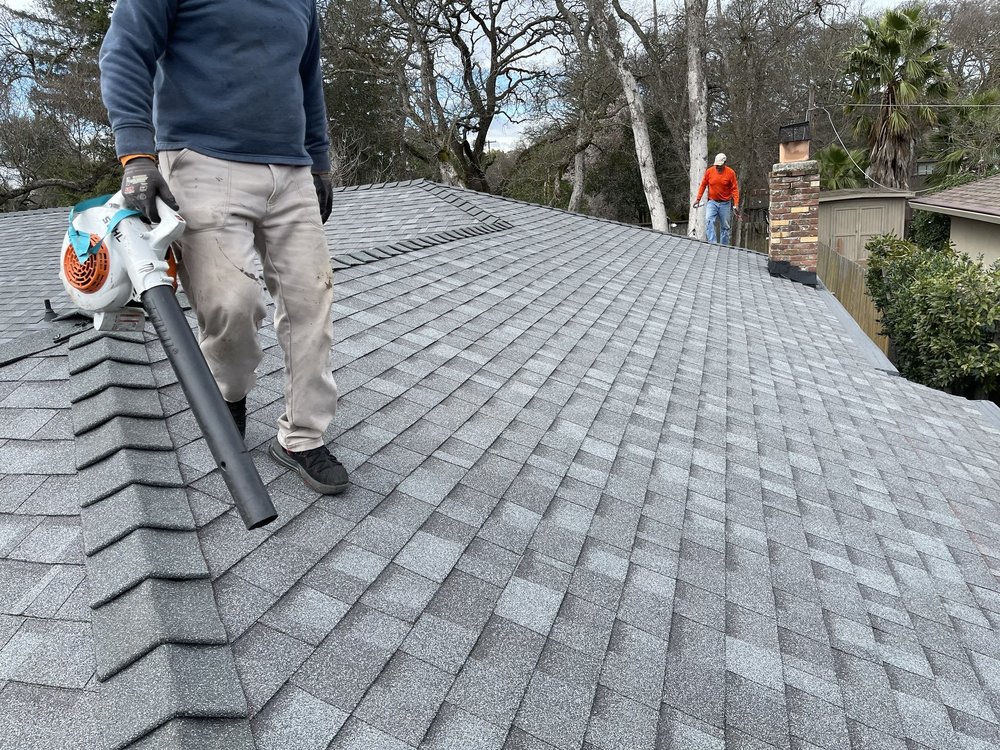 Slide of Noriega Roofing