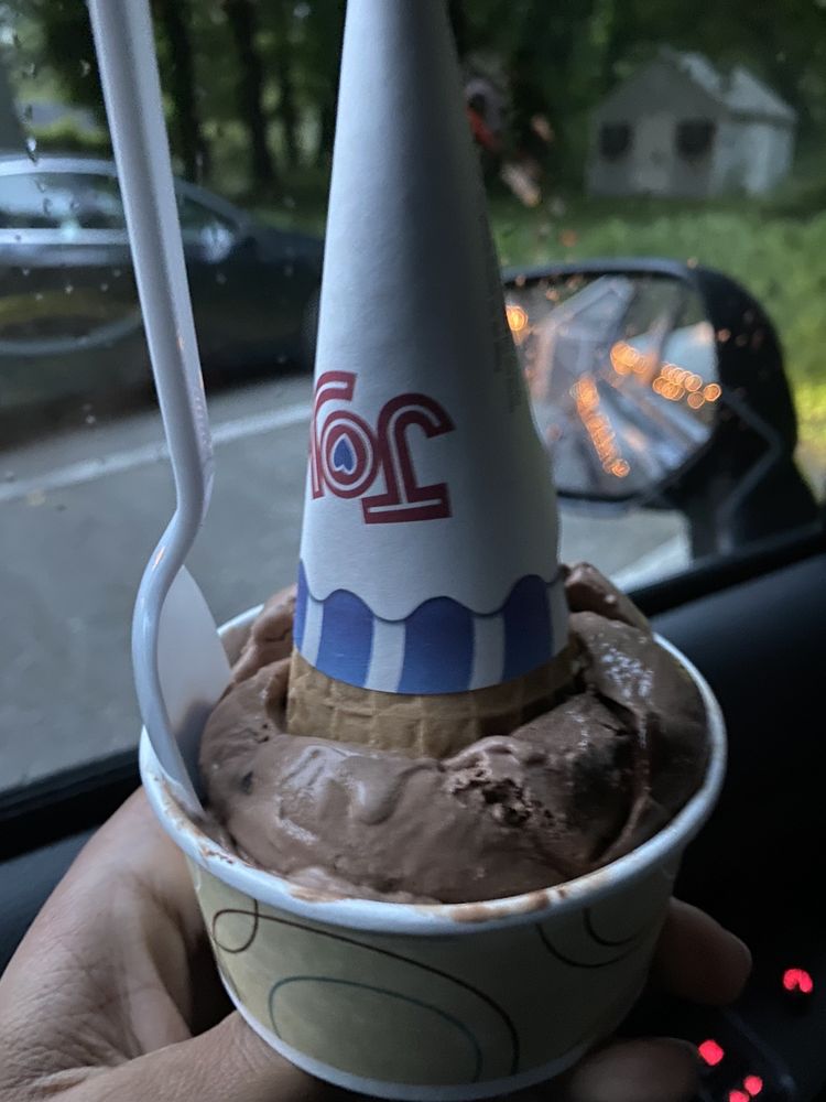Eulinda's Ice Cream Logo