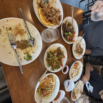Chef Burma - Burmese Near Me - Sacramento, California