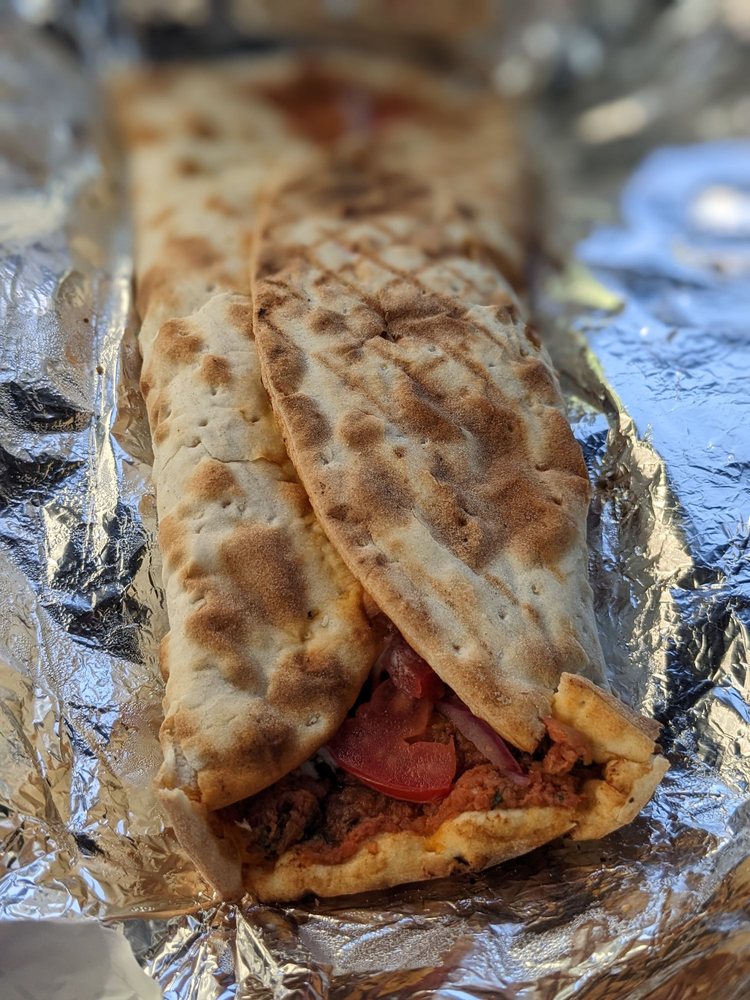 Mamajoun Armenian Pizzeria