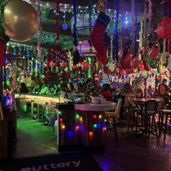 Holly Jolly Holiday Bar - Decor