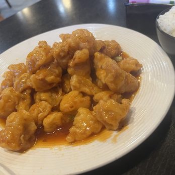 Red Chilli House - General Tsao Chicken - Chinese Near Me - Albuquerque, New Mexico