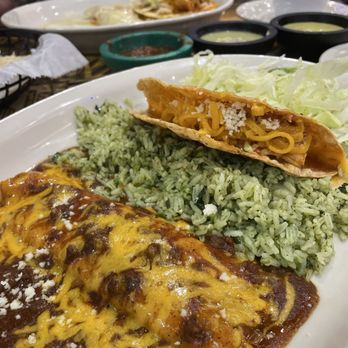 Margarita Jones - Tex-Mex Near Me - Seabrook, Texas