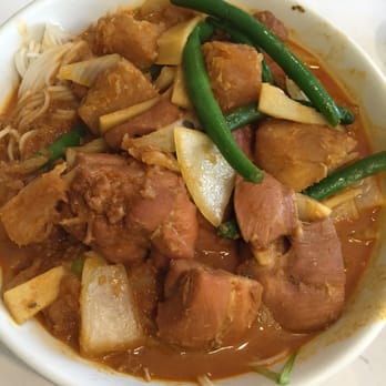 Apsara Palace - Chicken Curry Soup with Rice Noodles - Chinese Near Me - Providence, Rhode Island