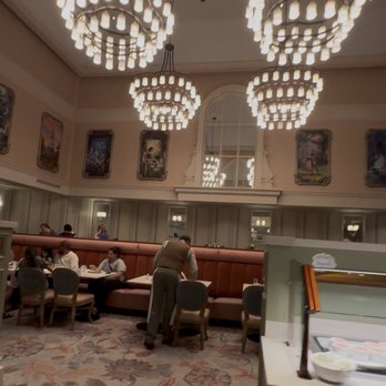 1900 Park Fare - Inside - American Near Me - Lake Buena Vista, Florida