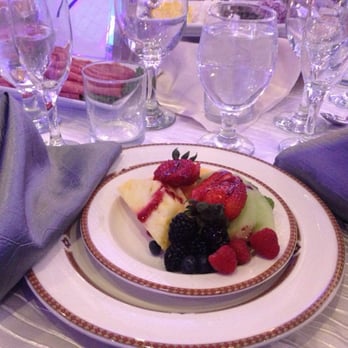 Jericho Terrace - First course at reception = fruit plate - Caterers Near Me - Mineola, New York Jericho Terrace - First course at reception = fruit plate - Caterers Near Me - Mineola, New York