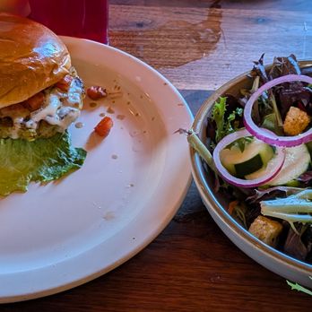 Trailhead Public House & Eatery - Burgers Near Me - Moab, Utah Trailhead Public House & Eatery - Burgers Near Me - Moab, Utah