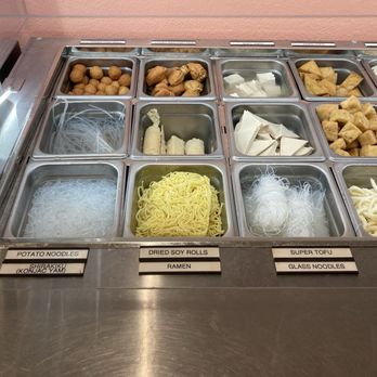 Thai Hot Pot - Bar area - Thai Near Me - Gardena, California