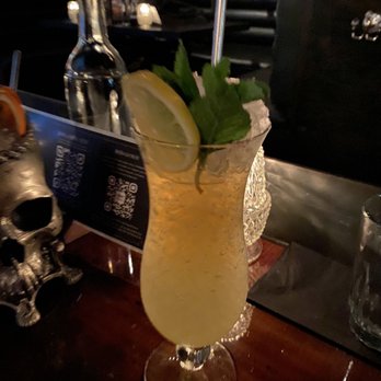 The Roosevelt Room - Cocktail Bars Near Me - Austin, Texas The Roosevelt Room - Cocktail Bars Near Me - Austin, Texas