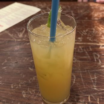 Blueberry Hill - American Near Me - Saint Louis, Missouri