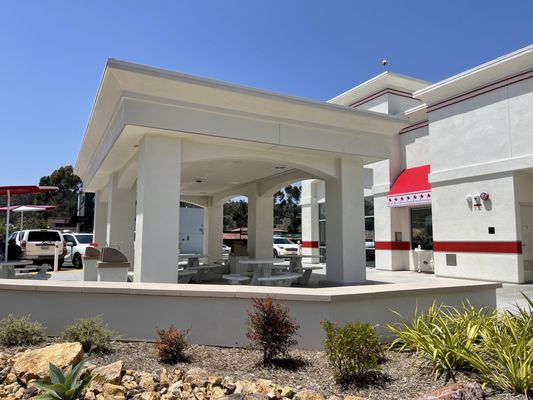 In-N-Out Burger by null