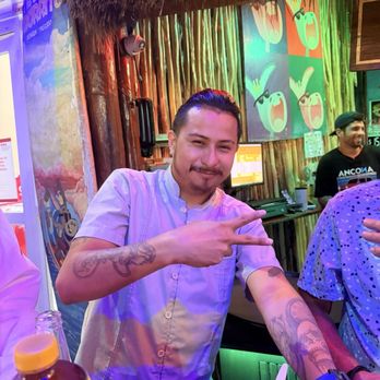 The Surfin Burrito - Miguel - Bars Near Me - Cancún, ROO