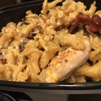 Yard House - Did they stop adding truffle oil?! taste bland AF! Def NOT worth $17- - New American Near Me - Rancho Cucamonga, California