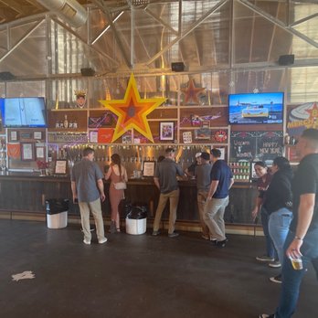8th Wonder Brewery - Inside - Breweries Near Me - Houston, Texas