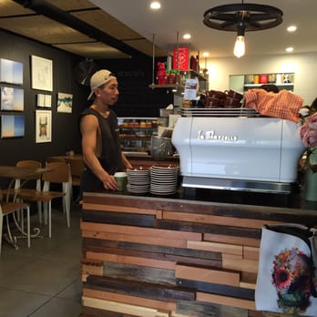 Cool Mac - Waiting for t/a coffees - Cafes Near Me - Kirribilli, NSW Cool Mac - Waiting for t/a coffees - Cafes Near Me - Kirribilli, NSW