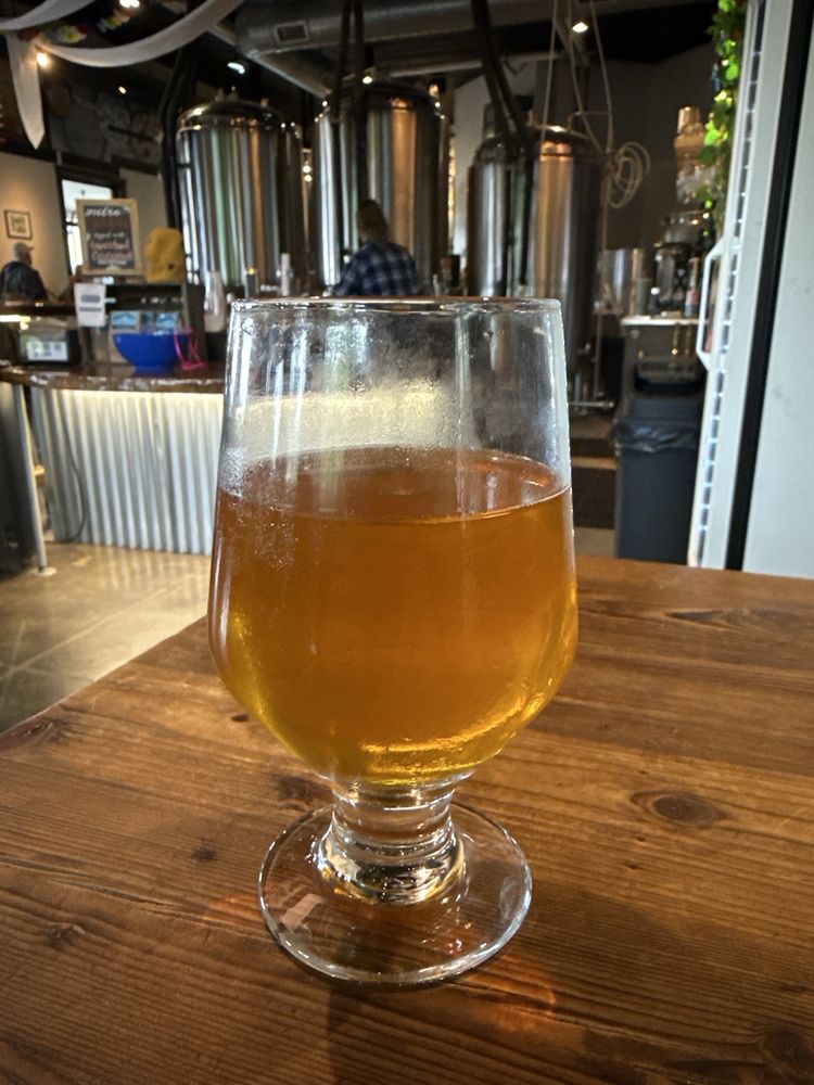 Naughty Oak Brewing Logo