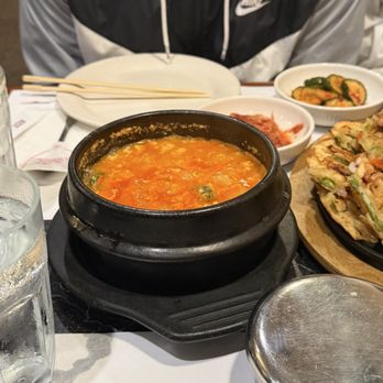 King's Restaurant - Sushi Bars Near Me - Fridley, Minnesota