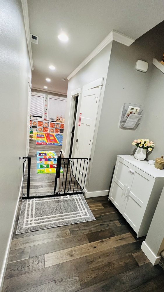 Tiny Acorns Child Care & Preschool - childcare center in Everett, WA