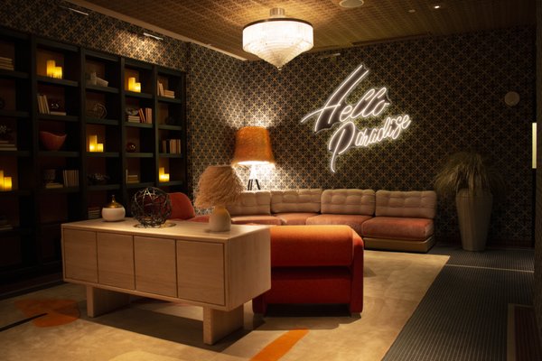 Virgin Hotels Las Vegas, Curio Collection by Hilton by null
