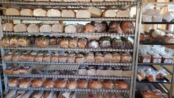 Syrena Bakery by null