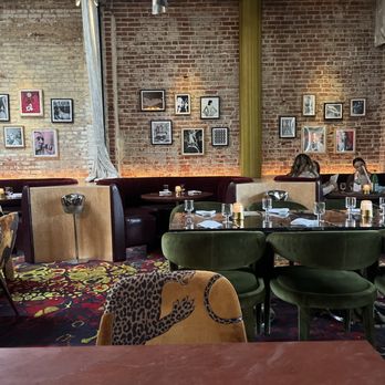 Le Coq - Interior - French Near Me - La Jolla, California