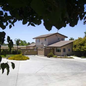 Derrel's Mini Storage - Self Storage Near Me - Bakersfield, California