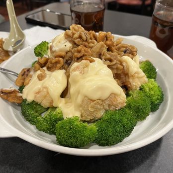 Big Wong - 148. Jumbo Shrimp with Walnut - Chinese Near Me - New York, New York
