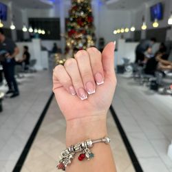 Luxy Nails and Spa