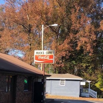 Huck's Cafe - Burgers Near Me - Commerce, Georgia