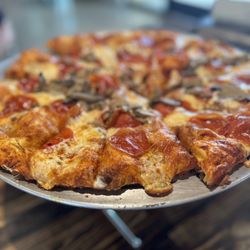 Me-n-Ed's Pizzeria - Three topping - pepperoni, sausage and mushrooms