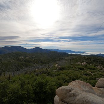 Vetter Mountain Lookout - Hiking Near Me - La Cañada Flintridge, California