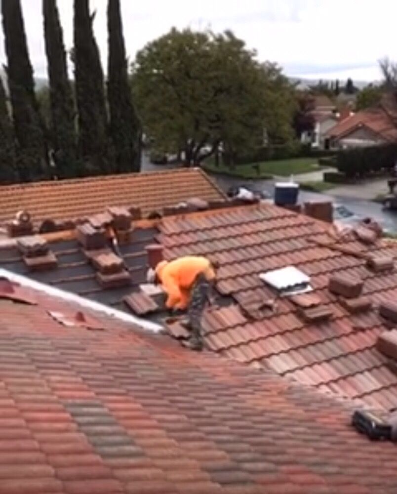 Slide of Quality Roofing Top