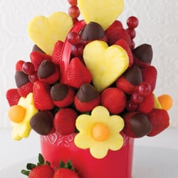 Edible Arrangements - Berry Chocolate Bouquet