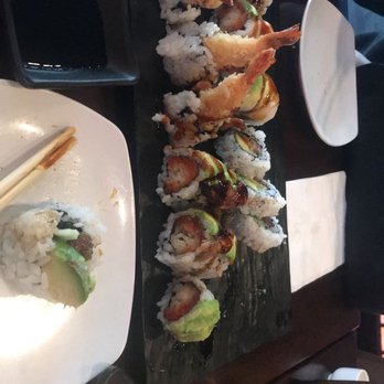 Saketumi Asian Bistro - Sushi Bars Near Me - Brooklyn, New York Saketumi Asian Bistro - Sushi Bars Near Me - Brooklyn, New York
