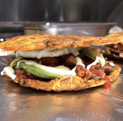 Patacon Pisao Truck 🇻🇪 by null