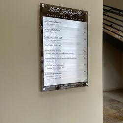 Levesque Plastic Surgery - Building directory