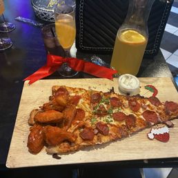 Flatbread tree pizza and wings Flatbread tree pizza and wings