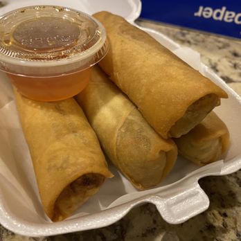 The Elephant Thai Cuisine - Veggie Egg Rolls - Thai Near Me - Chicago, Illinois The Elephant Thai Cuisine - Veggie Egg Rolls - Thai Near Me - Chicago, Illinois
