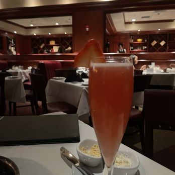 Fleming’s Prime Steakhouse & Wine Bar - Berry French 76 - Steakhouses Near Me - Memphis, Tennessee