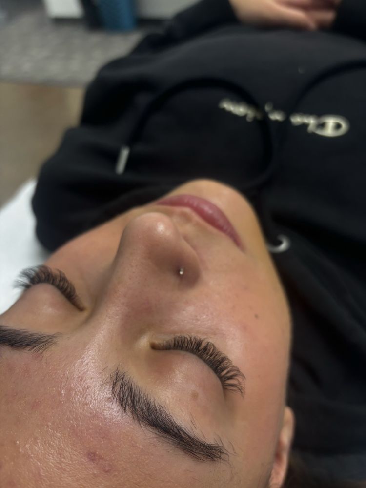 Pretty X Lashed Logo