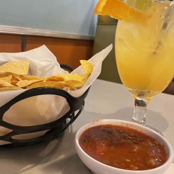 Tequila Cantina Mexican Kitchen - Chips, salsa & house margarita - Seafood Near Me - The Villages, Florida