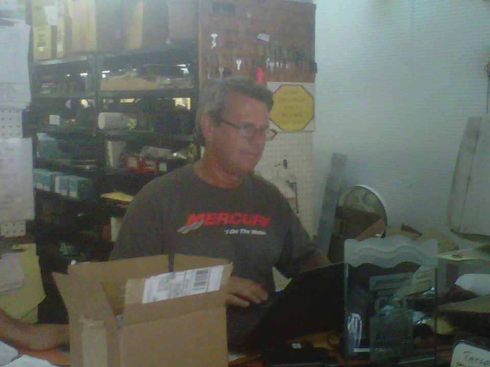 HODGES MARINE Updated August 2024 2027 Central Blvd, Bull Shoals