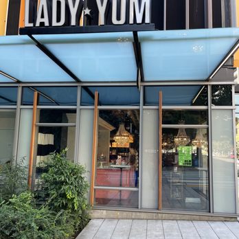Lady Yum - Denny Triangle - Outside - Macarons Near Me - Seattle, Washington