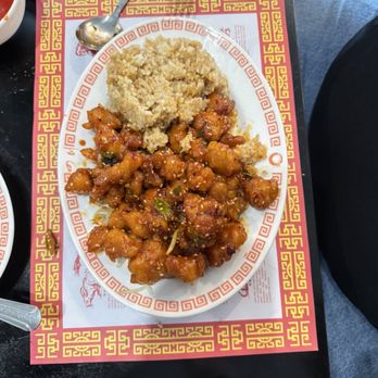 Szechuan Chinese Restaurant - This is the sesame chicken lunch special - Cantonese Near Me - Fort Worth, Texas Szechuan Chinese Restaurant - This is the sesame chicken lunch special - Cantonese Near Me - Fort Worth, Texas