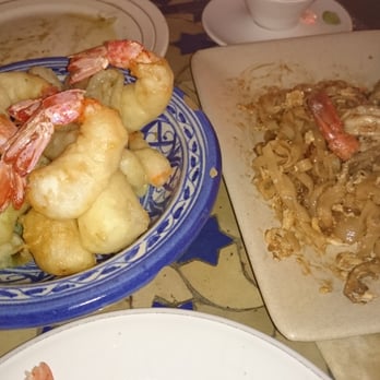 Cayena - Tempura de verduras y fideos tailandeses con cacahuetes, lima, verduras y setas - Spanish Near Me - Ciutadella De Menorca, PM Cayena - Tempura de verduras y fideos tailandeses con cacahuetes, lima, verduras y setas - Spanish Near Me - Ciutadella De Menorca, PM